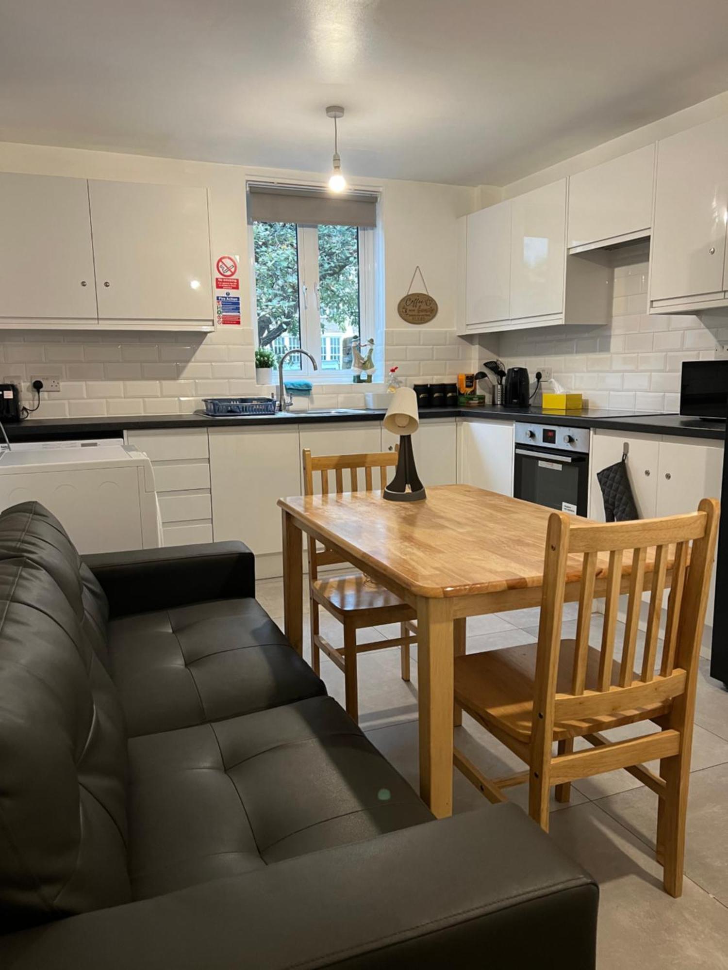 Lovely Double Rooms In Euston & Square In Central London Exterior foto