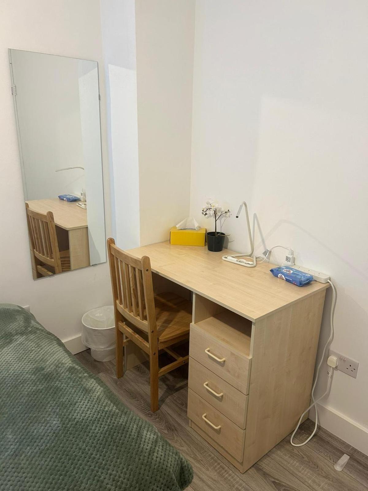 Lovely Double Rooms In Euston & Square In Central London Exterior foto